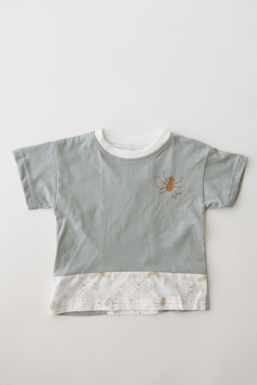 Sky bug Tee